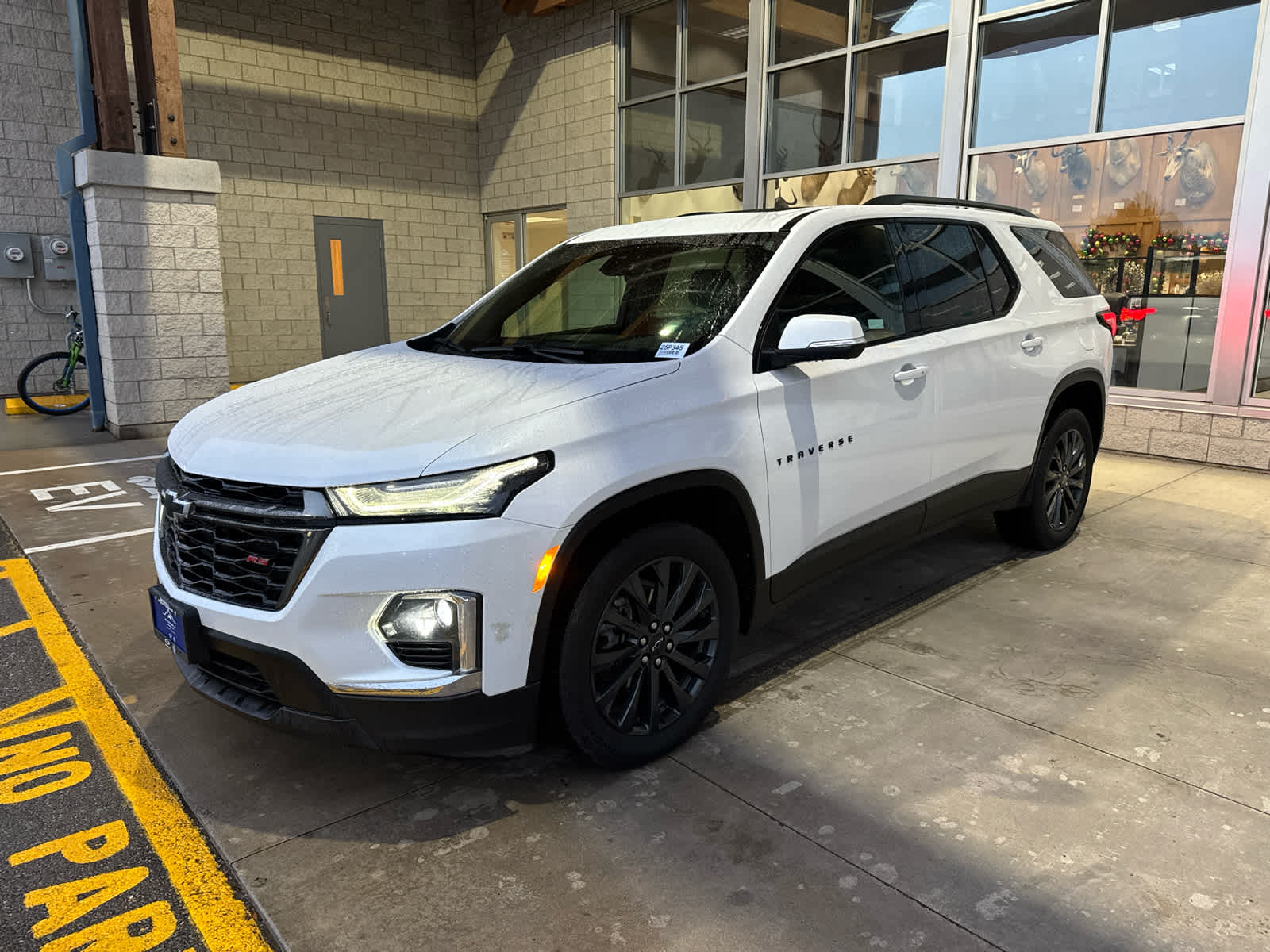 2023 Chevrolet Traverse RS