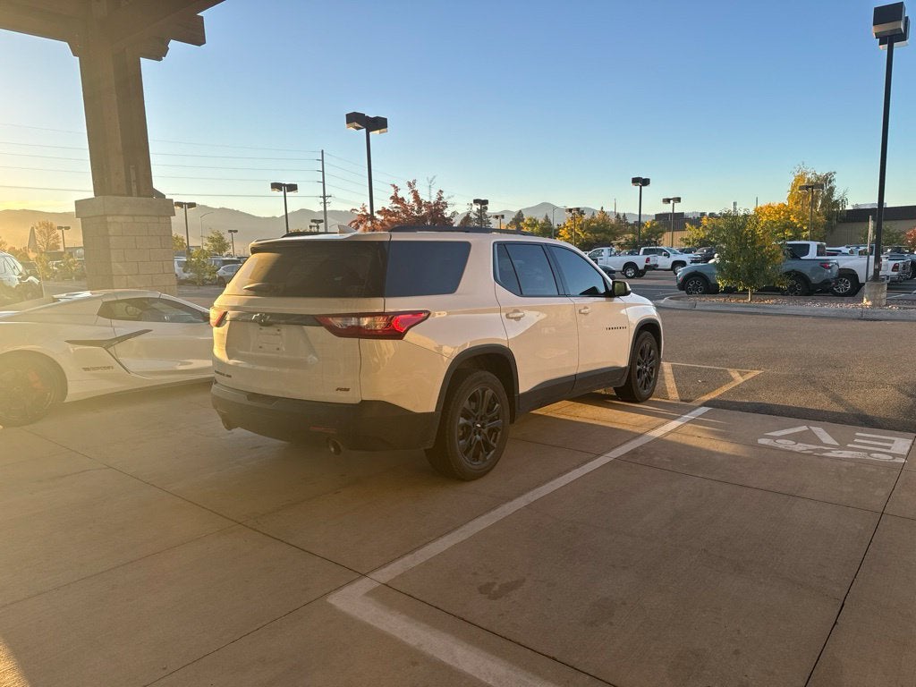 2021 Chevrolet Traverse RS
