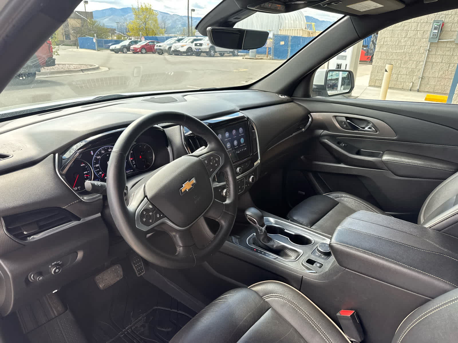 2023 Chevrolet Traverse Premier