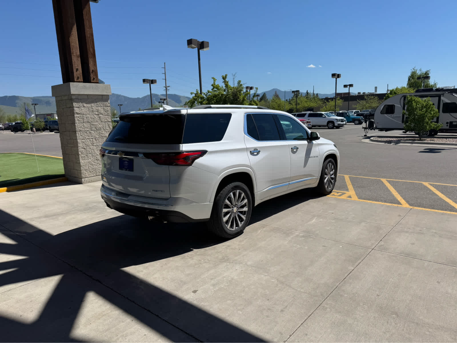 2023 Chevrolet Traverse Premier