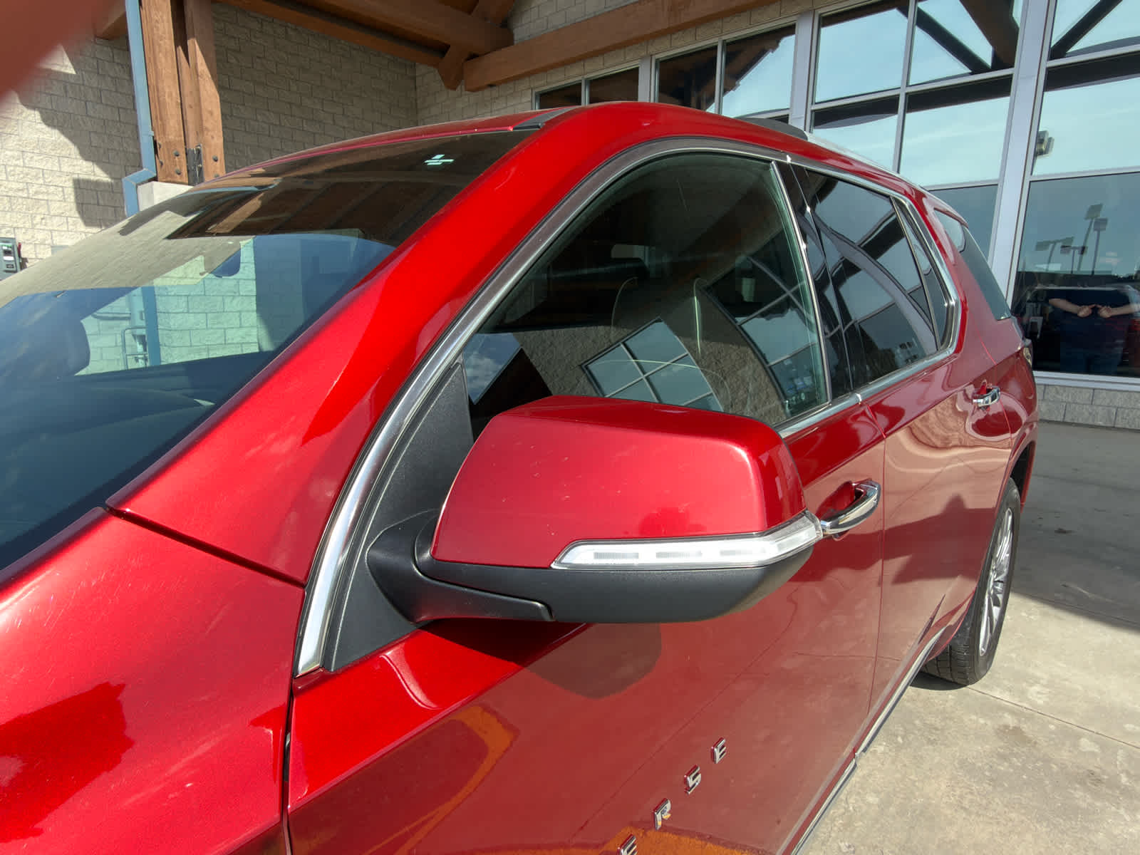 2023 Chevrolet Traverse Premier