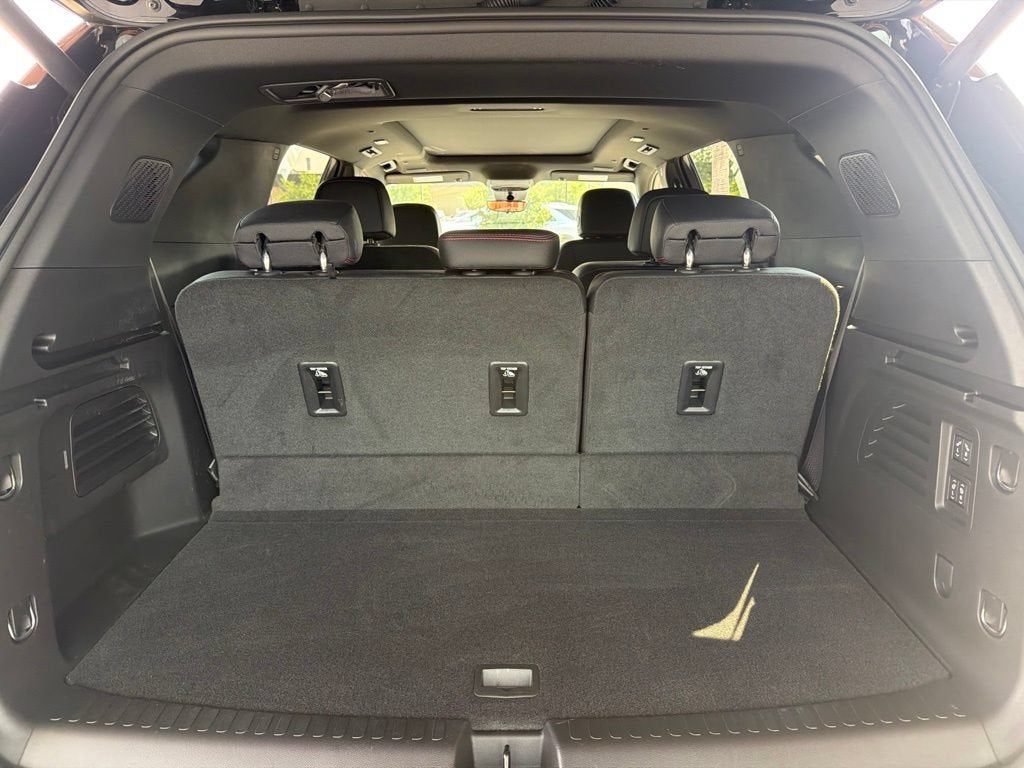 2025 Chevrolet Traverse RS
