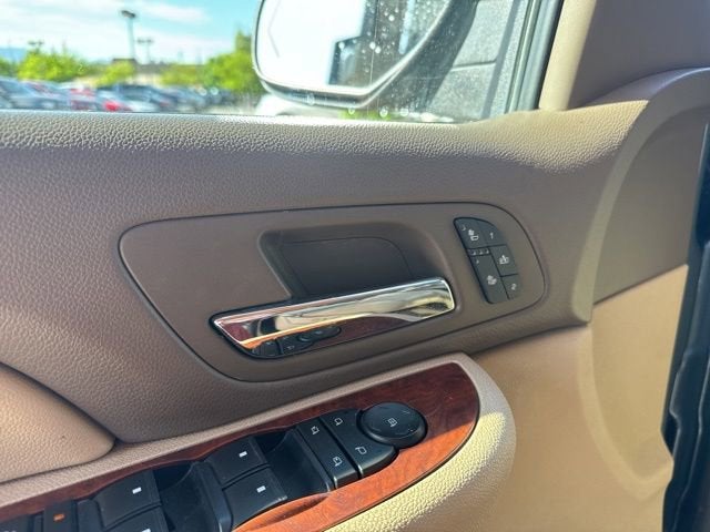 2009 Chevrolet Suburban LT w/2LT