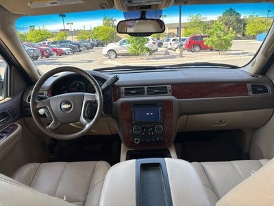 2009 Chevrolet Suburban LT w/2LT