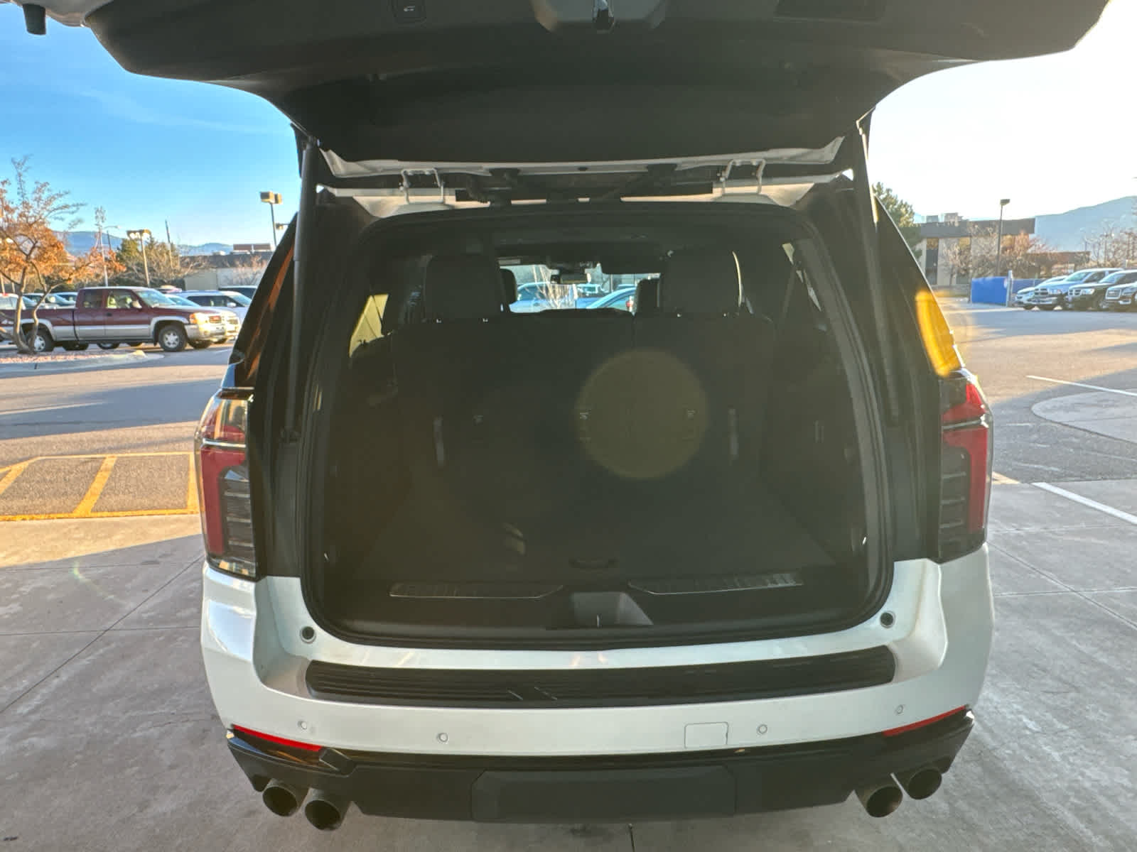 2025 Chevrolet Suburban Z71