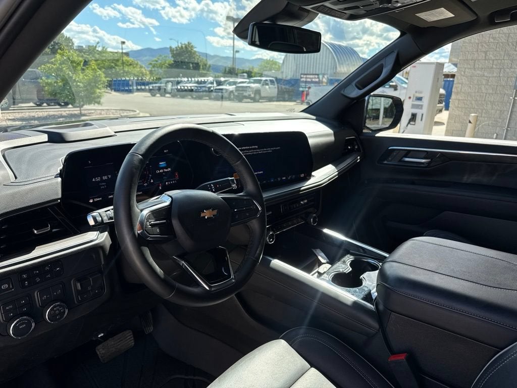 2025 Chevrolet Suburban Premier