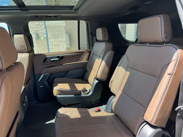 2025 Chevrolet Suburban High Country