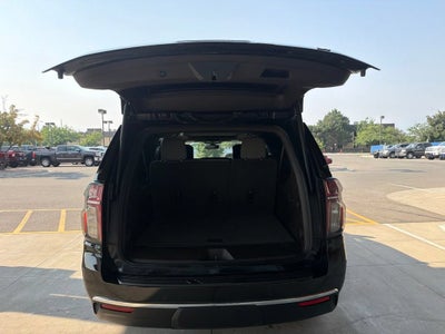 2022 Chevrolet Suburban LT