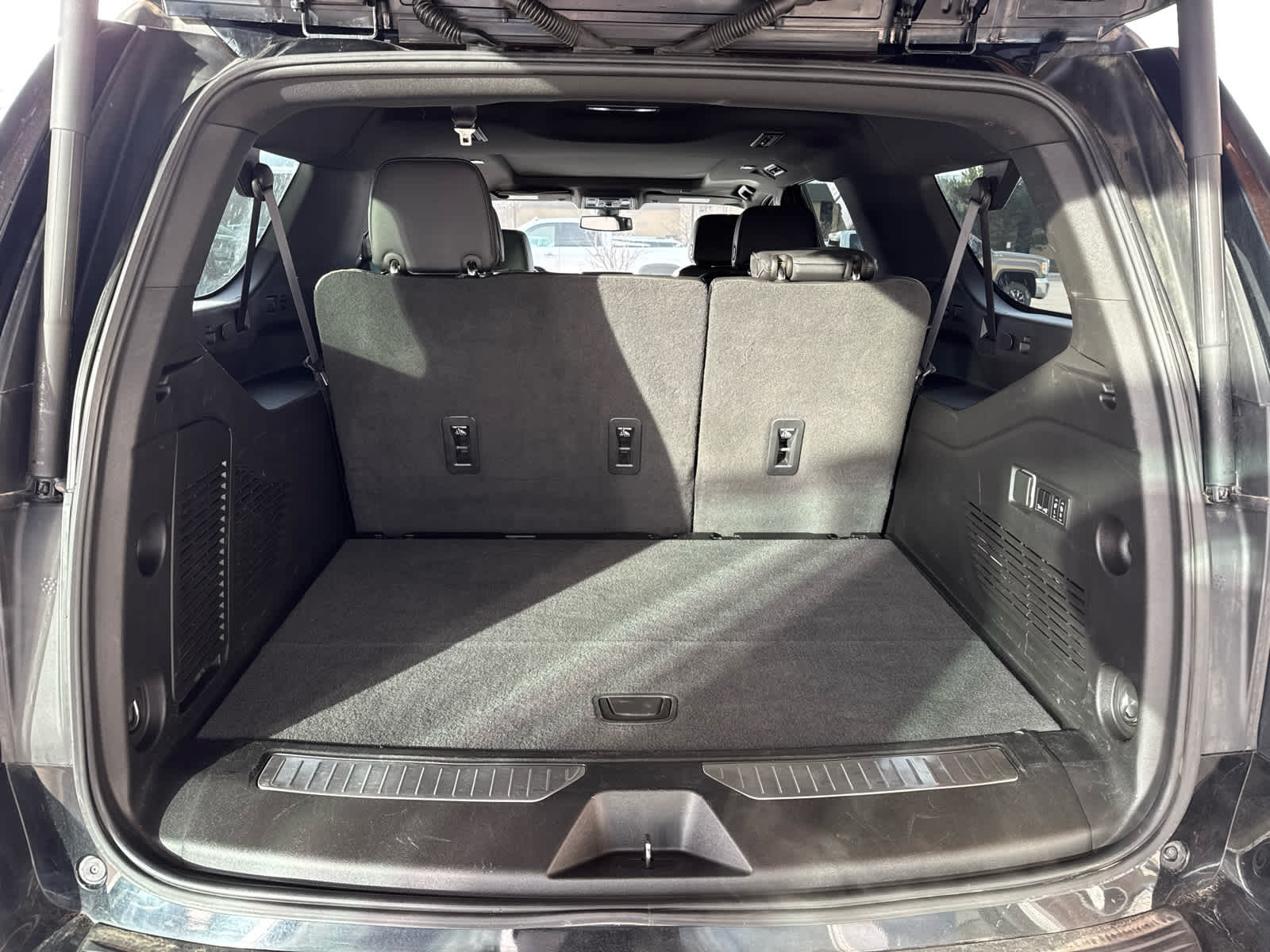 2022 Chevrolet Suburban RST