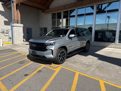2024 Chevrolet Suburban RST