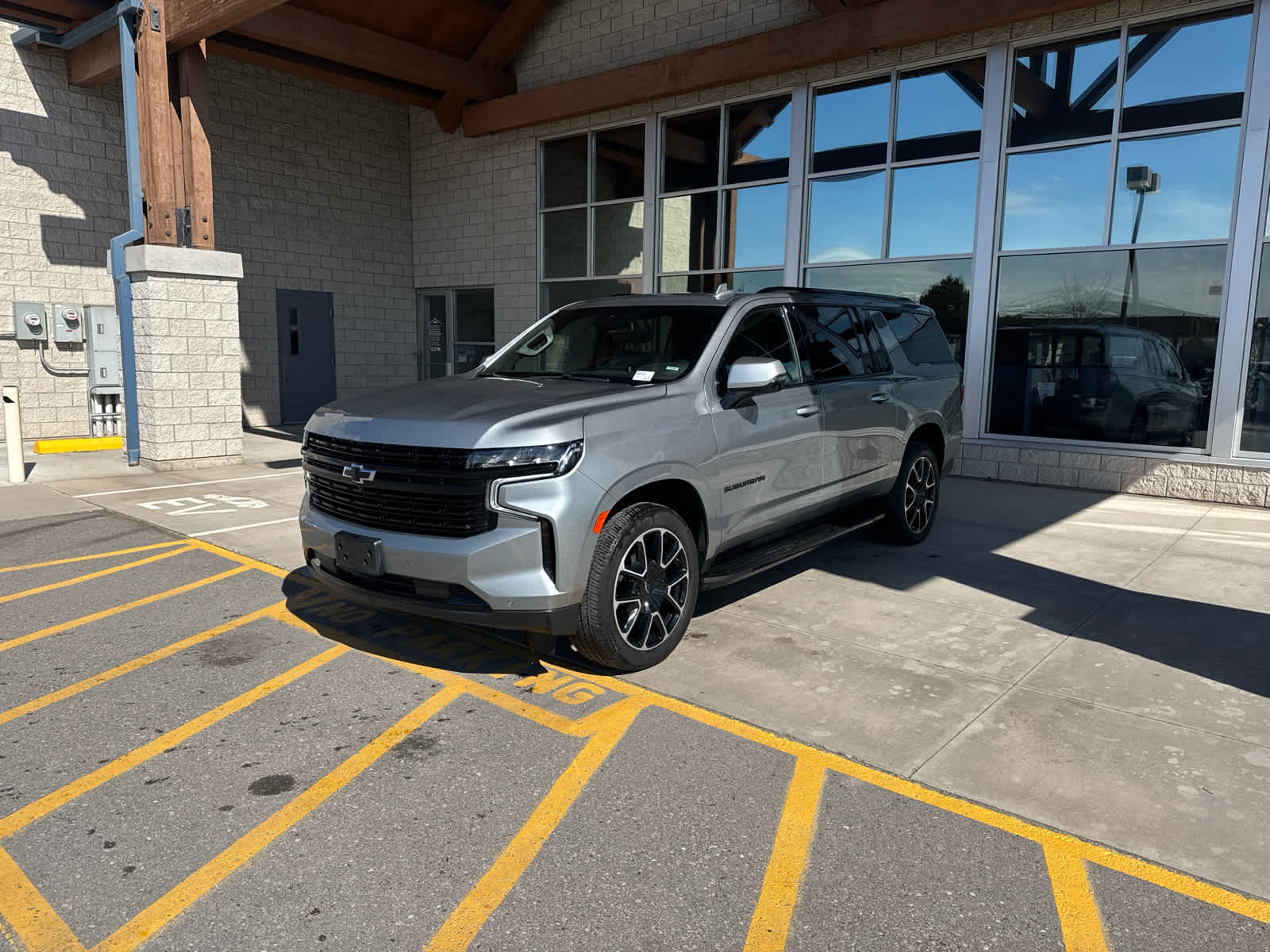 2024 Chevrolet Suburban RST