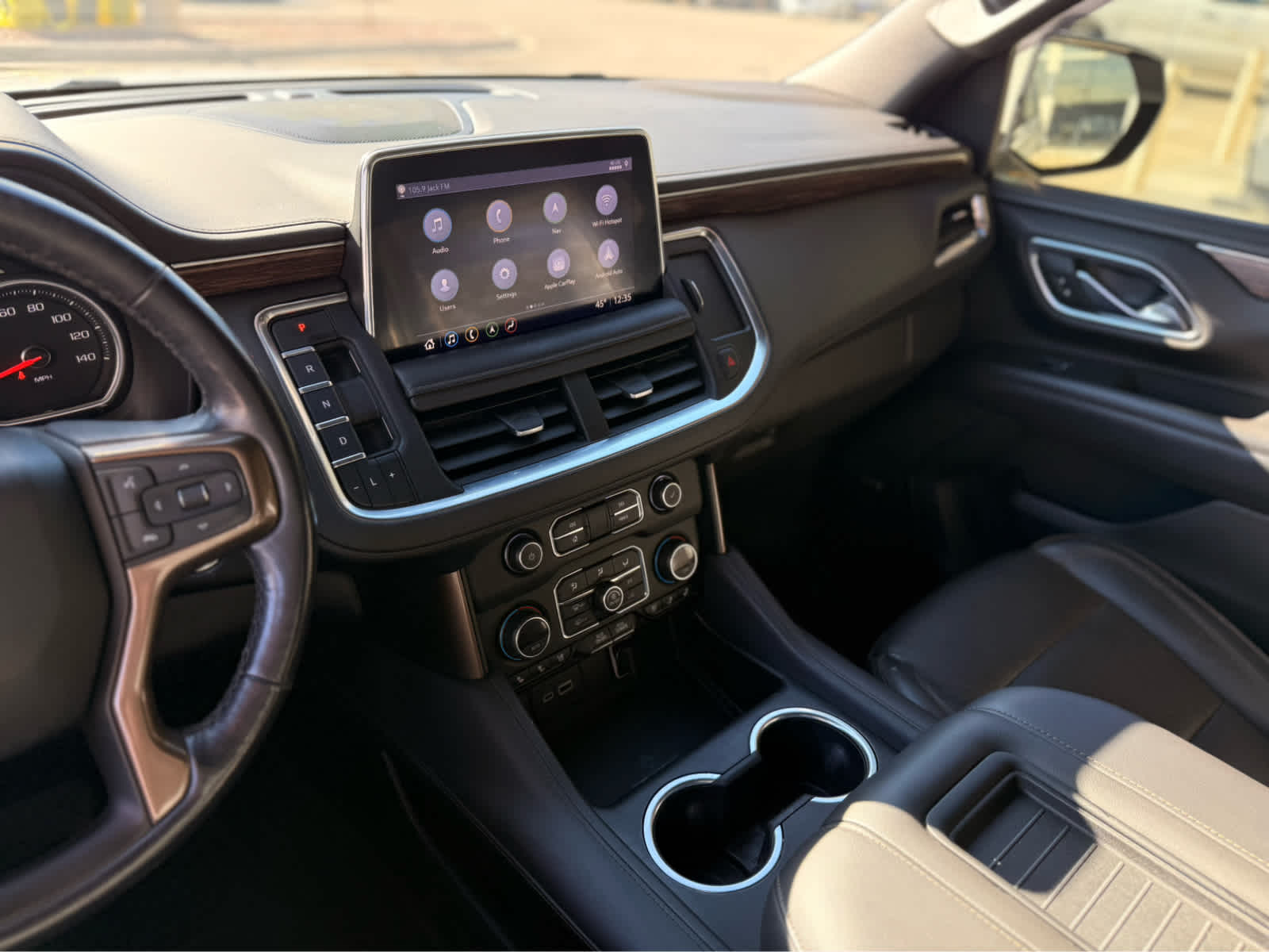 2021 Chevrolet Suburban High Country