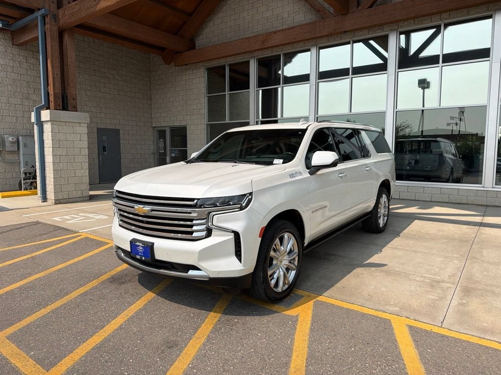 2022 Chevrolet Suburban High Country