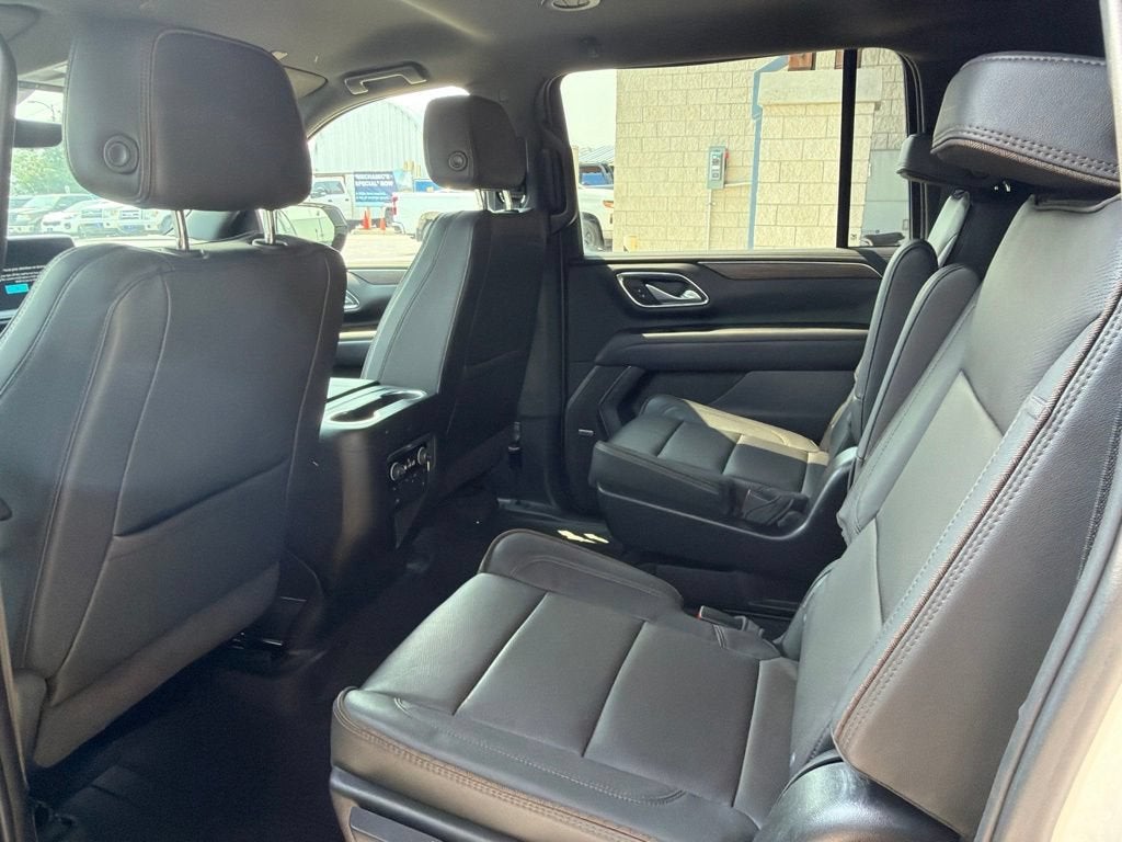 2022 Chevrolet Suburban High Country