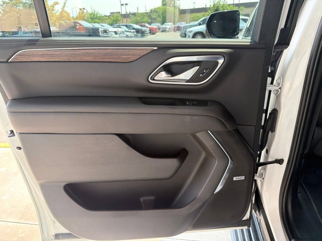 2022 Chevrolet Suburban High Country