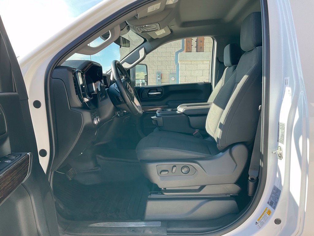 2025 GMC Sierra 3500 HD SLE