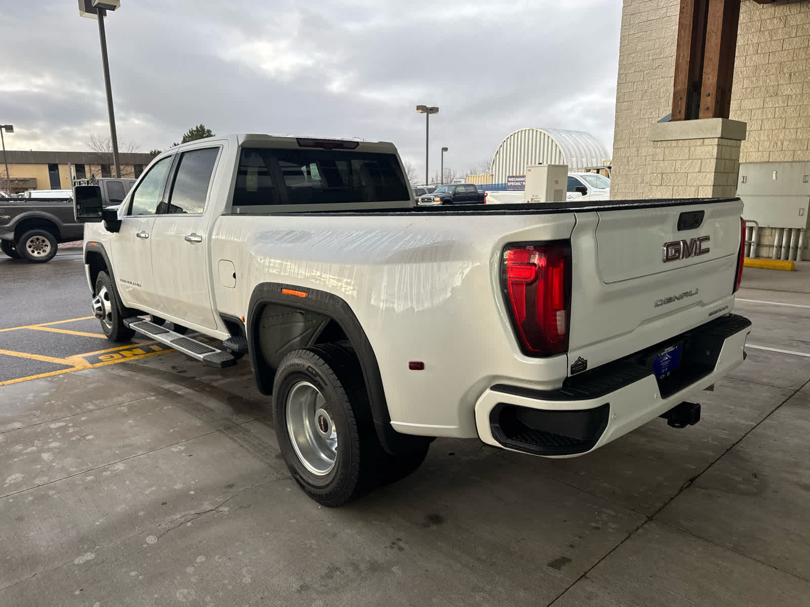 2023 GMC Sierra 3500 HD Denali