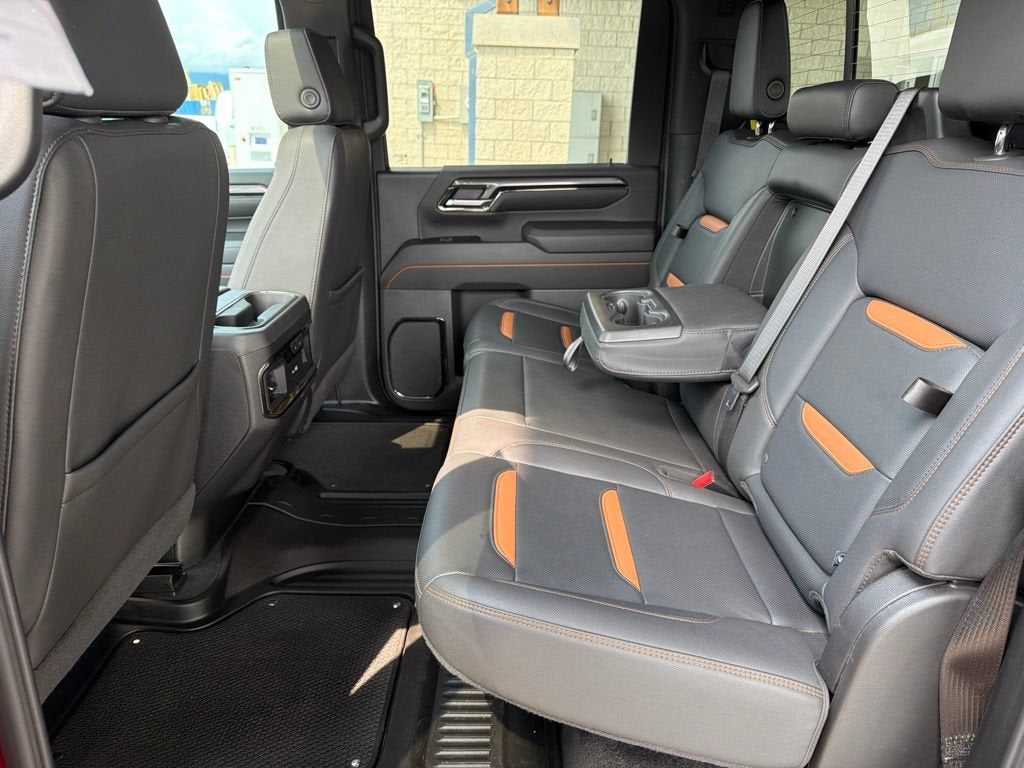 2025 GMC Sierra 2500 HD AT4