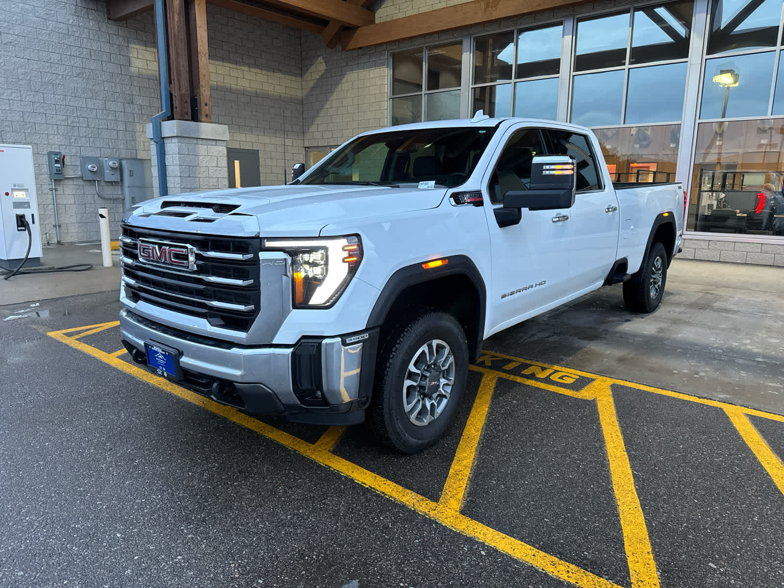 2025 GMC Sierra 3500 HD SLT