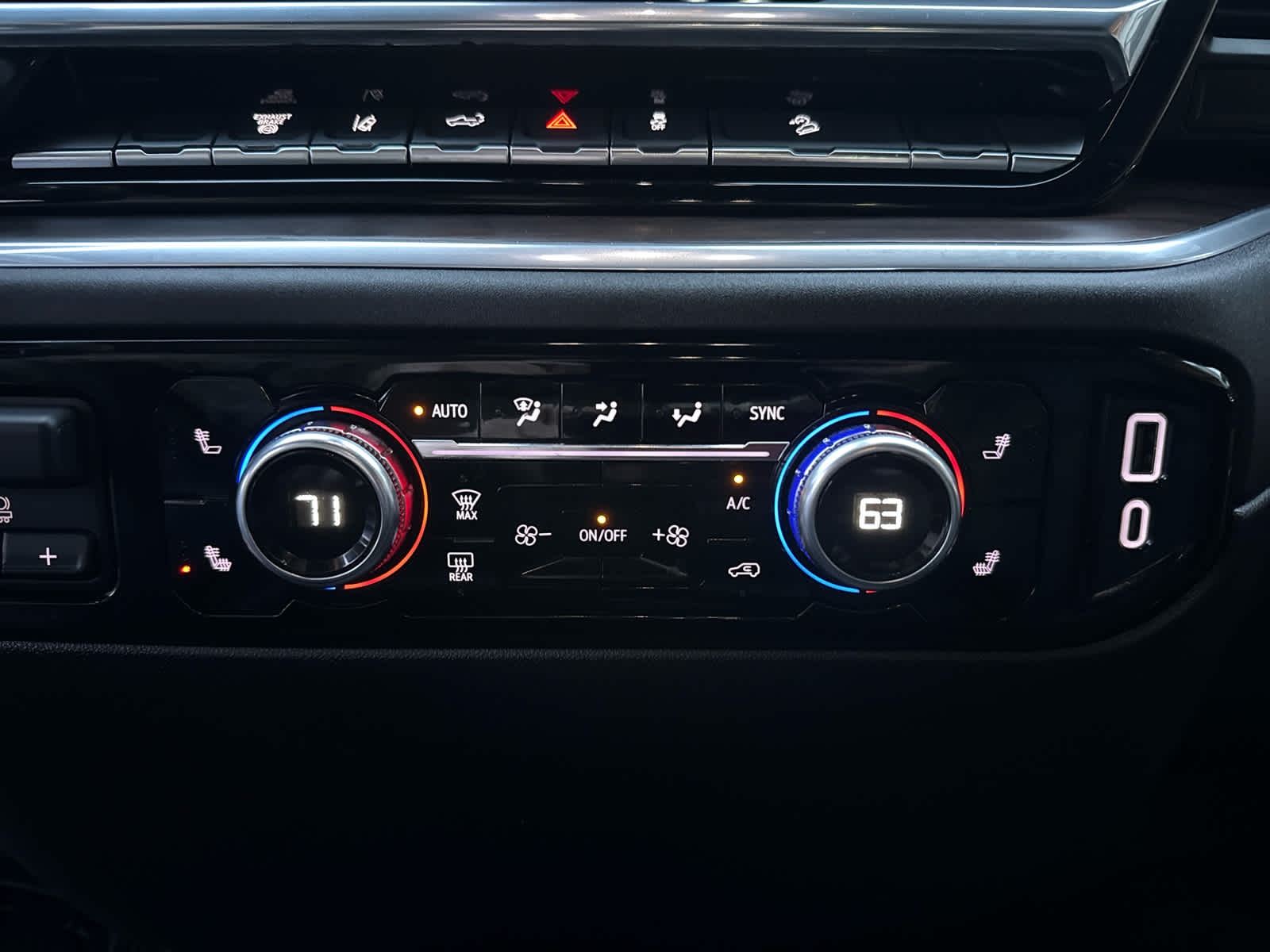 2025 GMC Sierra 3500 HD SLT