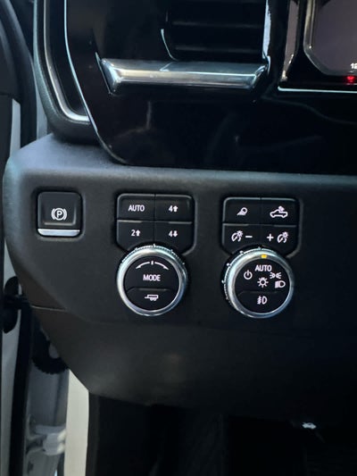 2025 GMC Sierra 3500 HD SLT