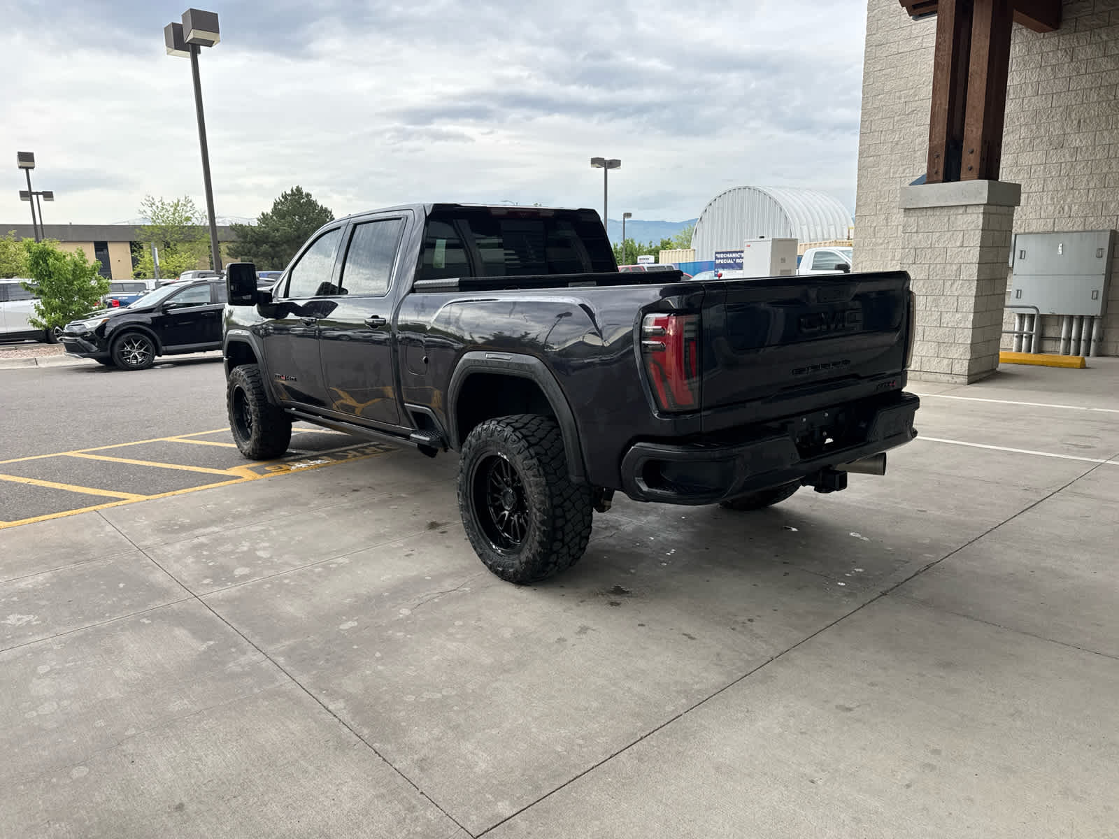 2025 GMC Sierra 3500 HD AT4