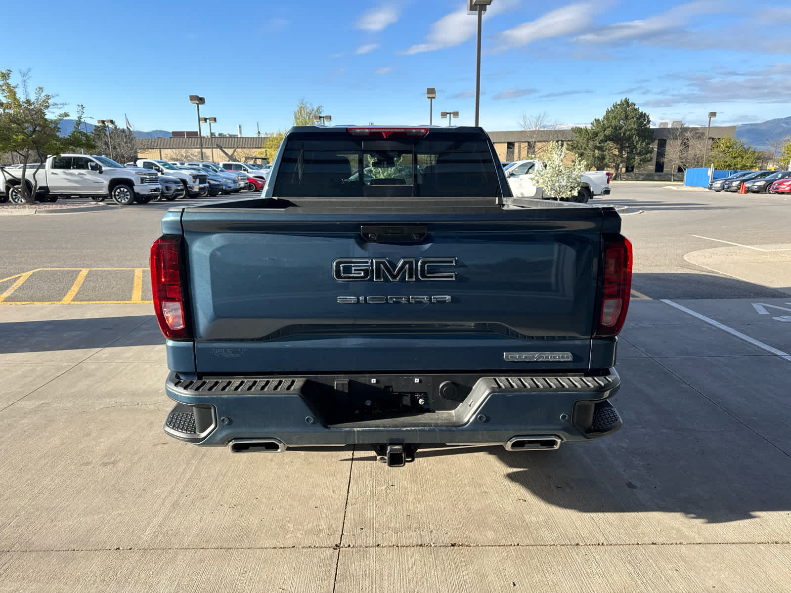 2025 GMC Sierra 1500 Elevation