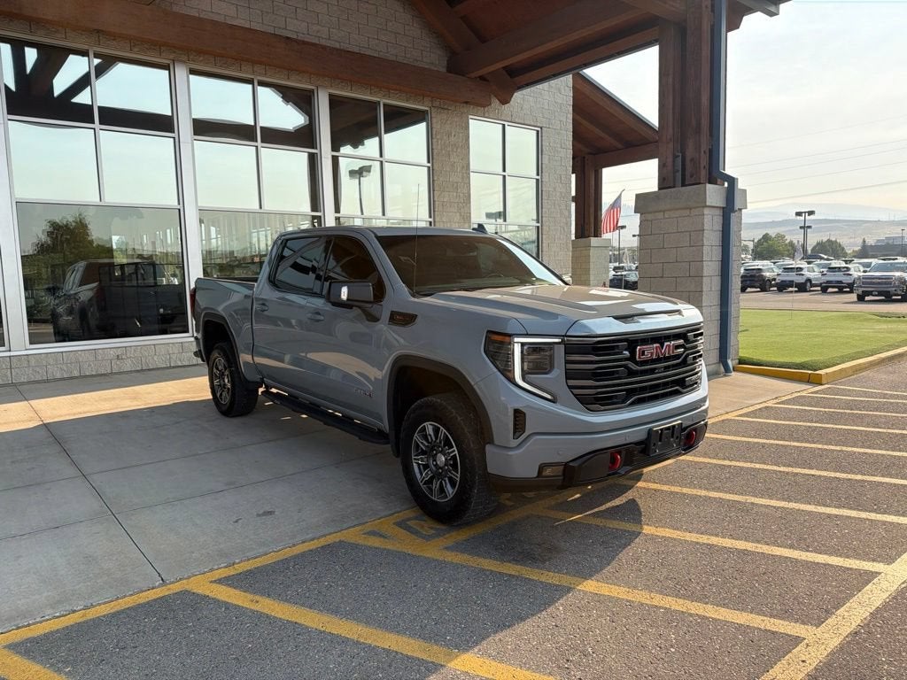 2024 GMC Sierra 1500 AT4