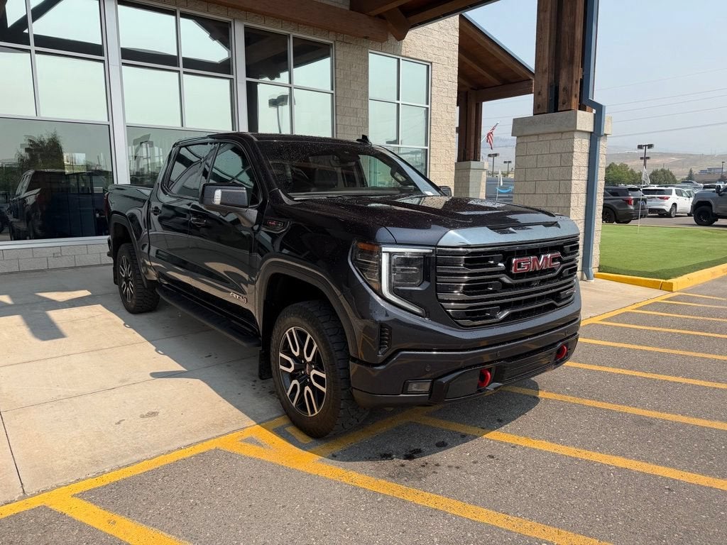 2023 GMC Sierra 1500 AT4