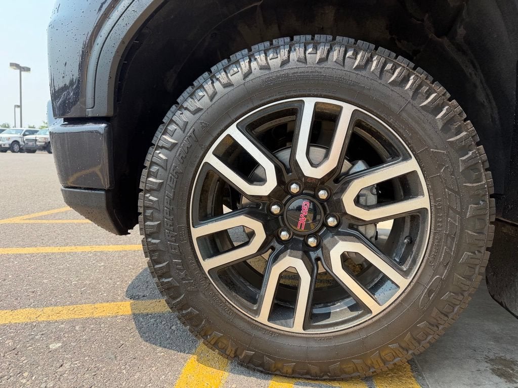 2023 GMC Sierra 1500 AT4