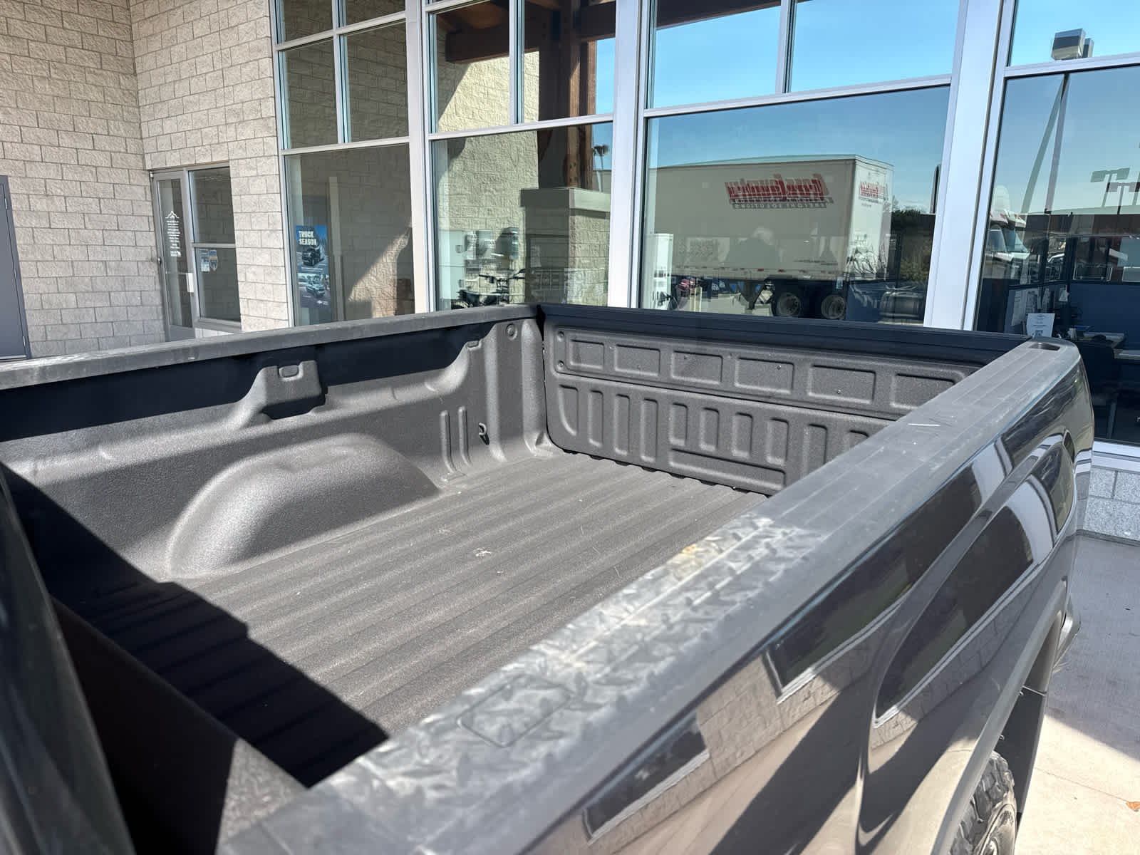 2016 GMC Sierra 1500 4WD Double Cab 143.5"