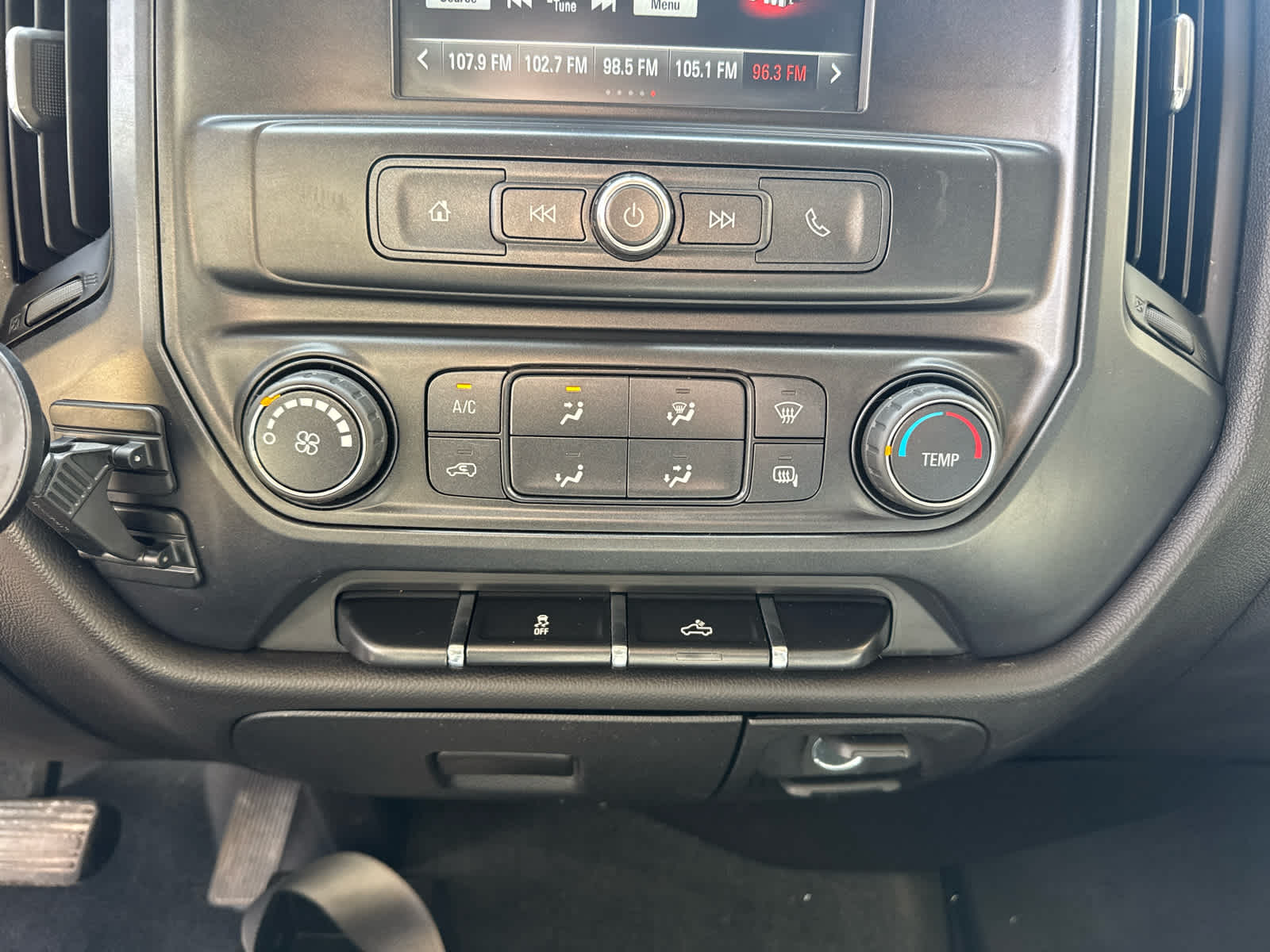 2016 GMC Sierra 1500 4WD Double Cab 143.5"
