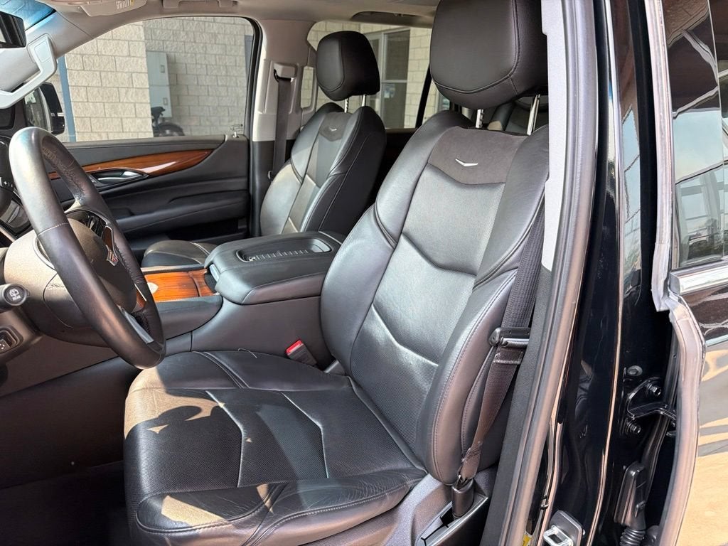 2020 Cadillac Escalade Premium Luxury