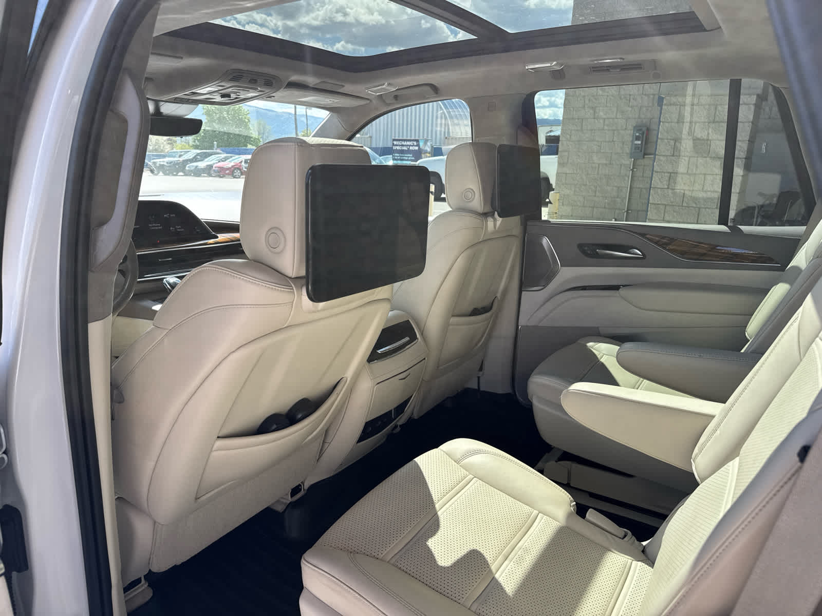 2021 Cadillac Escalade Sport Platinum