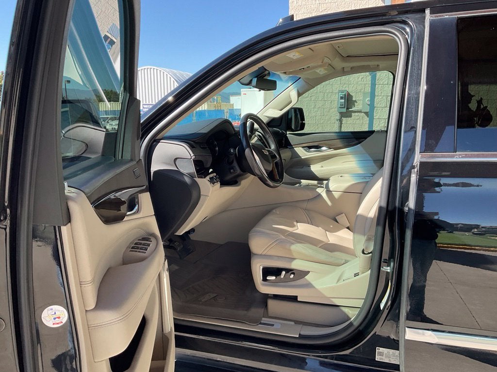 2019 Cadillac Escalade ESV Luxury