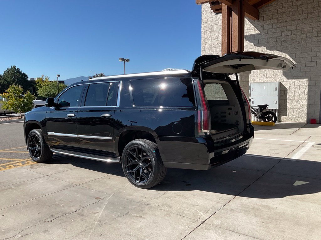 2019 Cadillac Escalade ESV Luxury