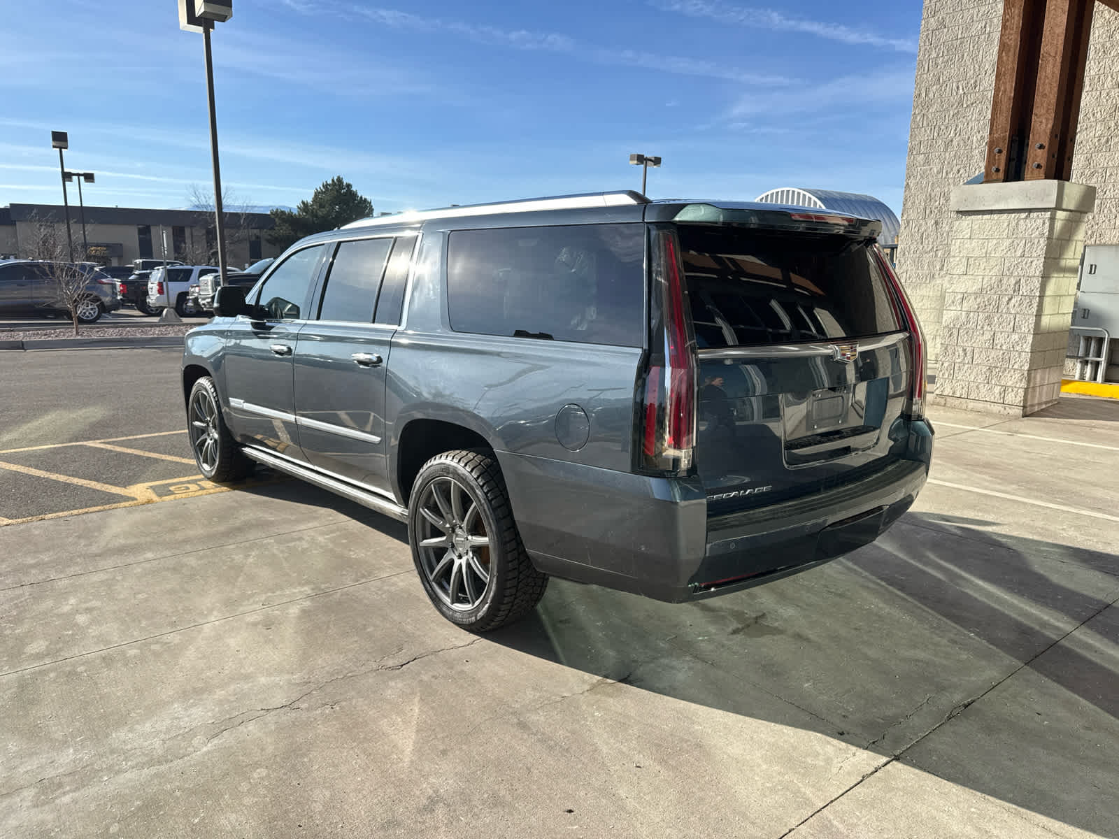 2020 Cadillac Escalade ESV Premium Luxury