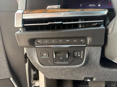 2025 Cadillac Escalade Sport Platinum