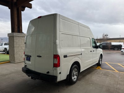 2016 Nissan NV SV