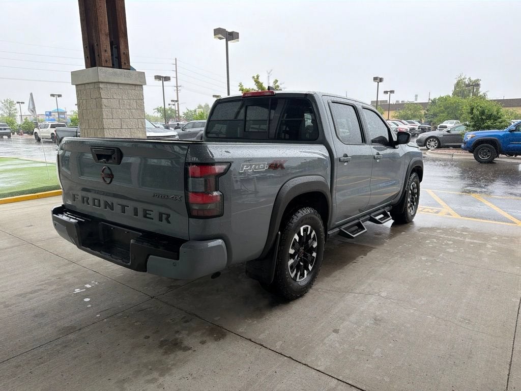 2022 Nissan Frontier Crew Cab PRO-4X 4x4