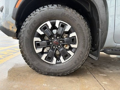 2022 Nissan Frontier Crew Cab PRO-4X 4x4