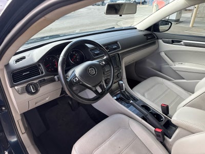 2018 Volkswagen Passat 2.0T SE