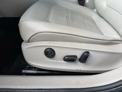 2018 Volkswagen Passat 2.0T SE