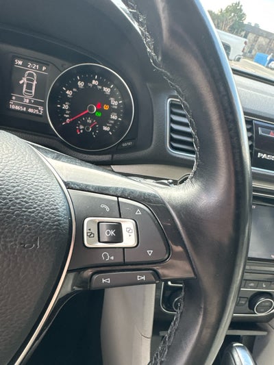 2018 Volkswagen Passat 2.0T SE