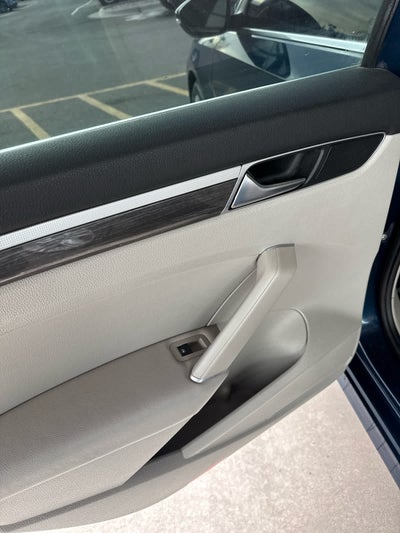 2018 Volkswagen Passat 2.0T SE