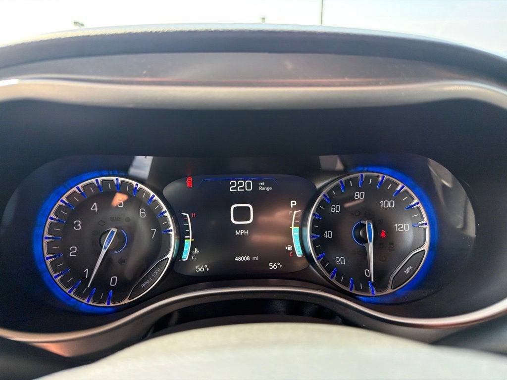 2025 Chrysler Pacifica Select