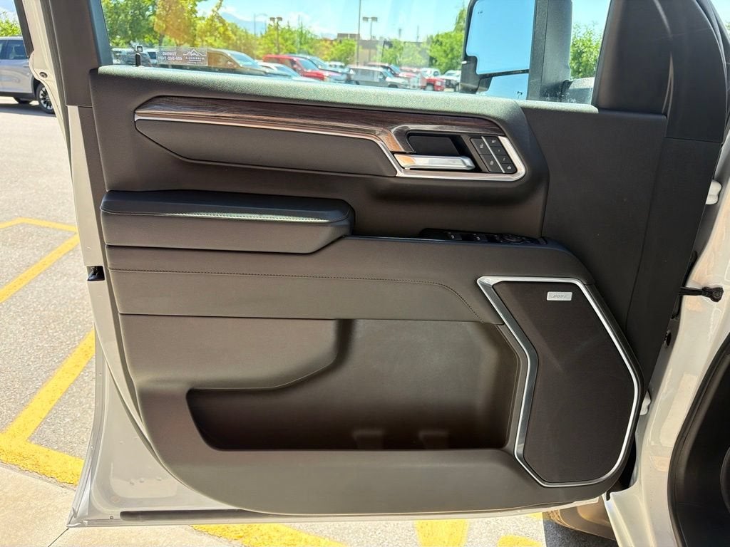 2025 Chevrolet Silverado 2500 HD LTZ