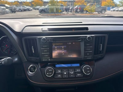 2016 Toyota RAV4 SE
