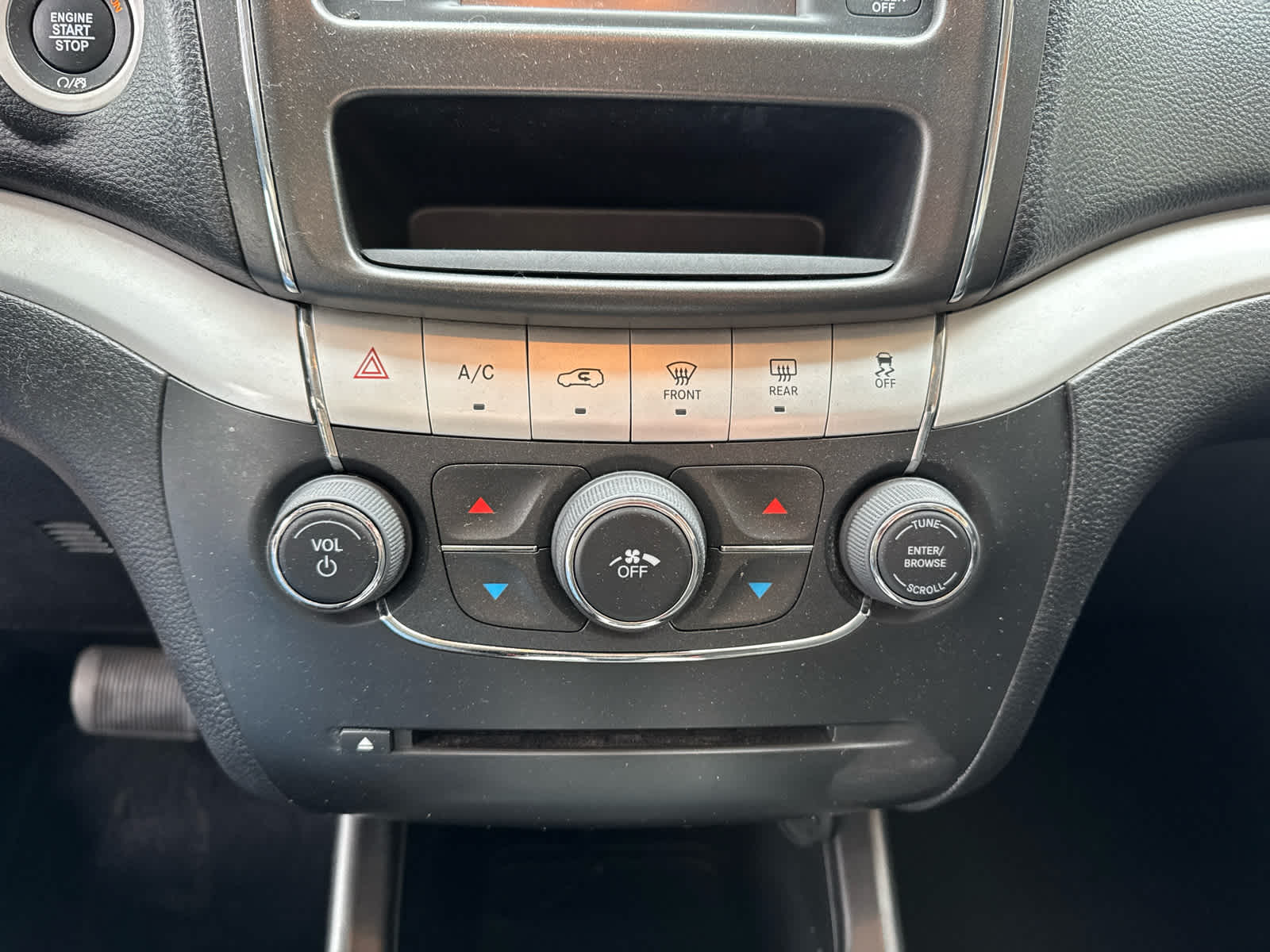 2019 Dodge Journey SE