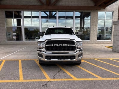 2022 RAM 2500 Tradesman Crew Cab 4x4 8' Box